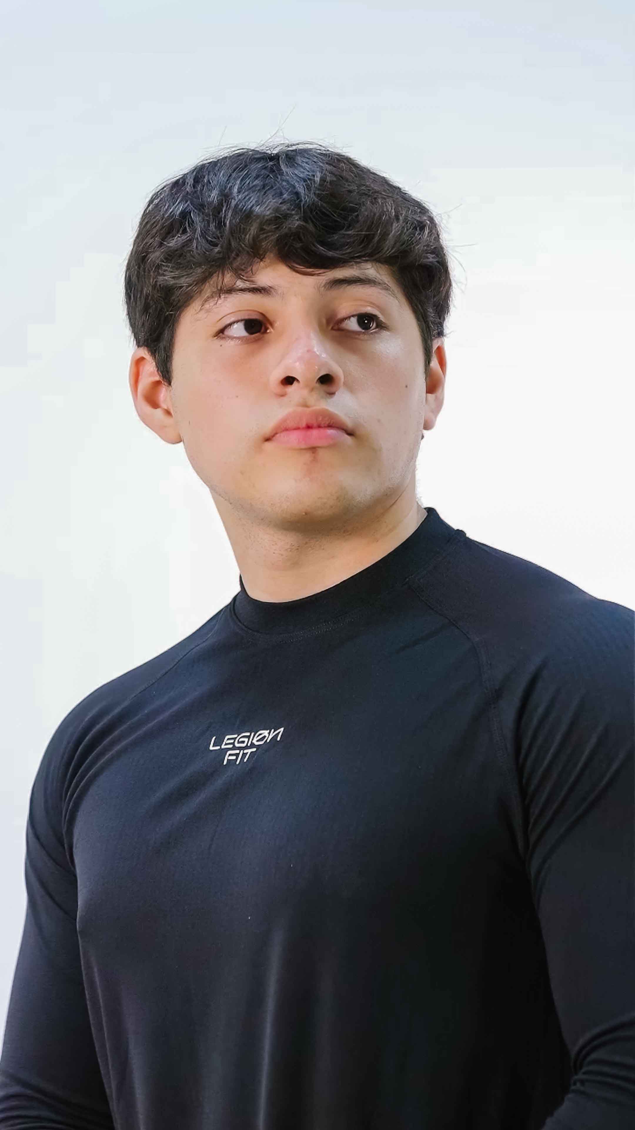 Maximus Long Sleeve Train